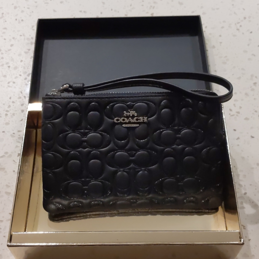 NWT Coach Wristlet Black Sparkle Signature C